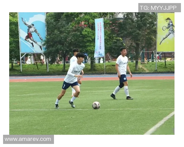 从绿茵到荣耀足球星视界4.23解读赛场风云与球员传奇 从绿茵到荣耀足球星视界4.23解读赛场风云与球员传奇