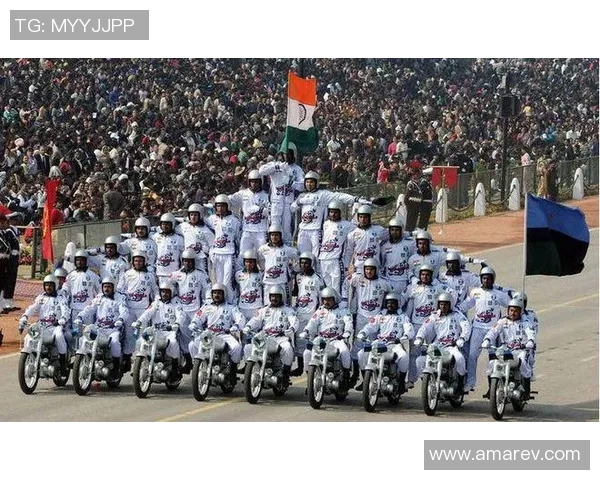 球星原地足球杂耍技巧全面解析突破自我极限展现个人风采 球星原地足球杂耍技巧全面解析突破自我极限展现个人风采